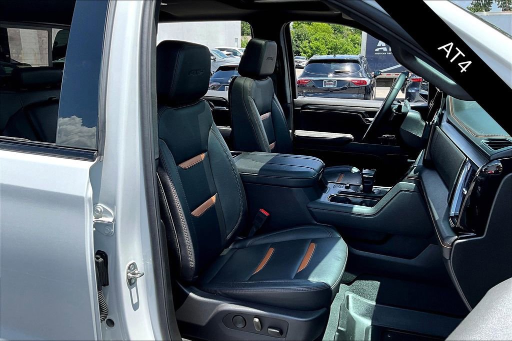 Used 2024 GMC Sierra 1500 AT4 w/ Technology Package image 29