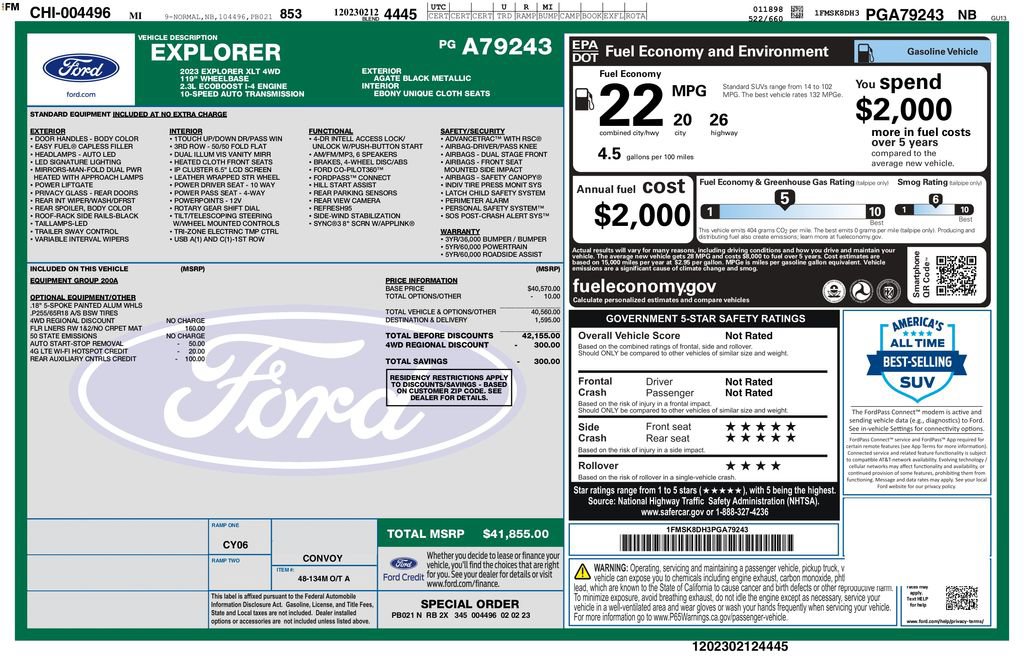 Used 2023 Ford Explorer XLT AWD/4WD image 3
