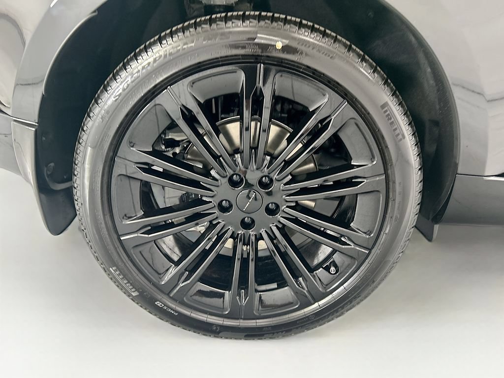 New 2026 Land Rover Range Rover SE AWD/4WD image 32
