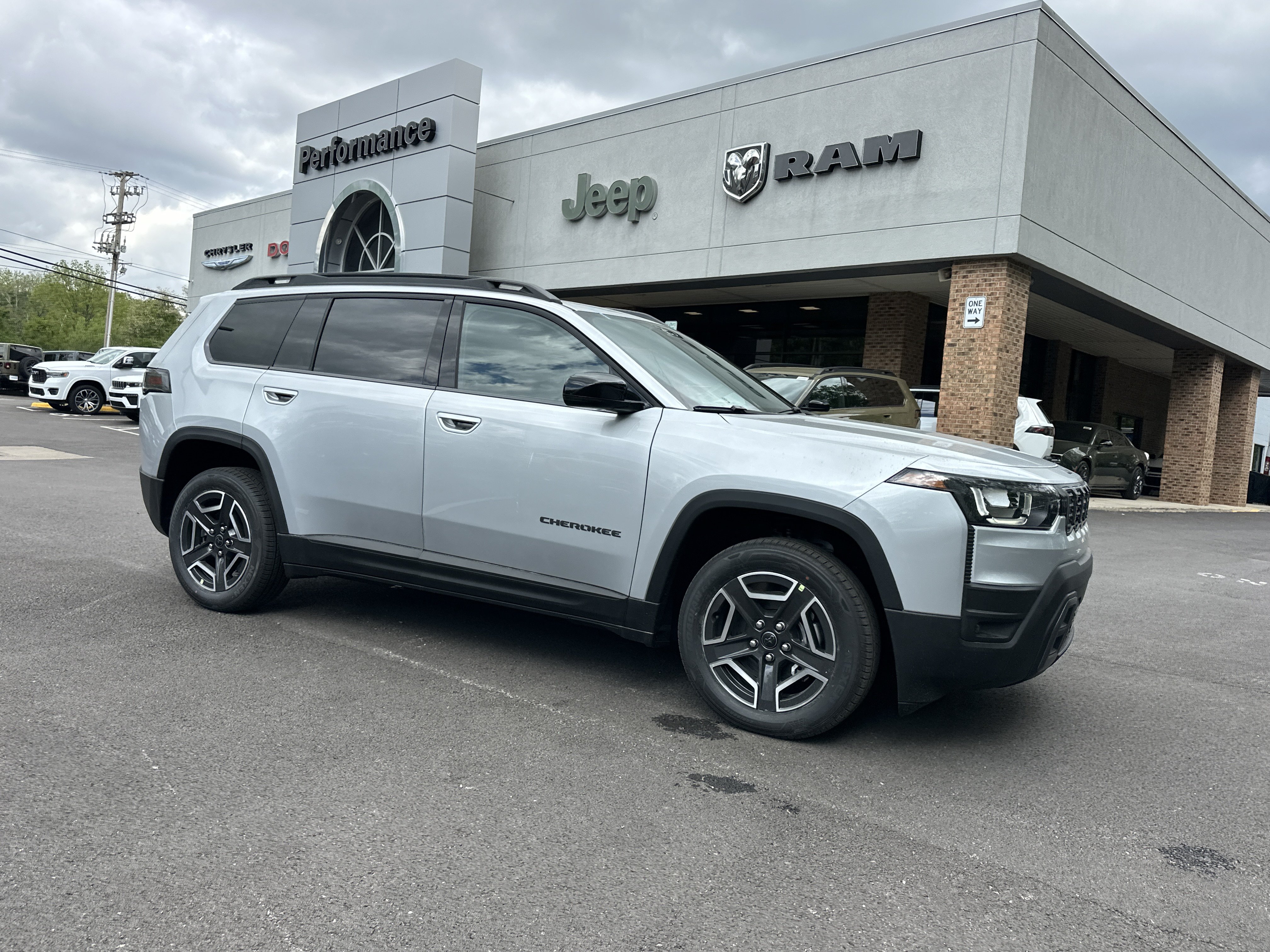 New 2026 Jeep Cherokee Limited AWD/4WD image 19