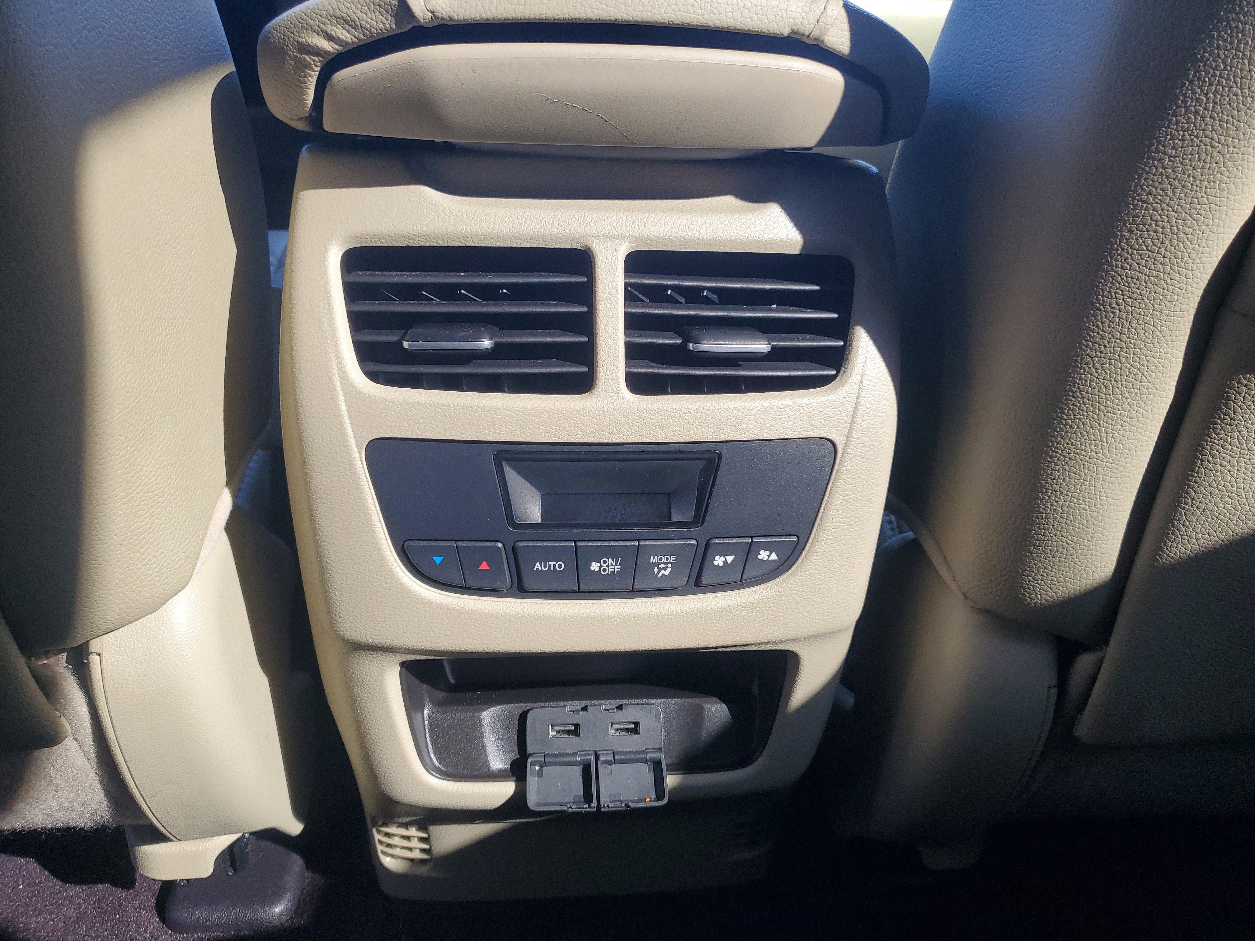 Used 2019 Acura MDX SH-AWD image 11