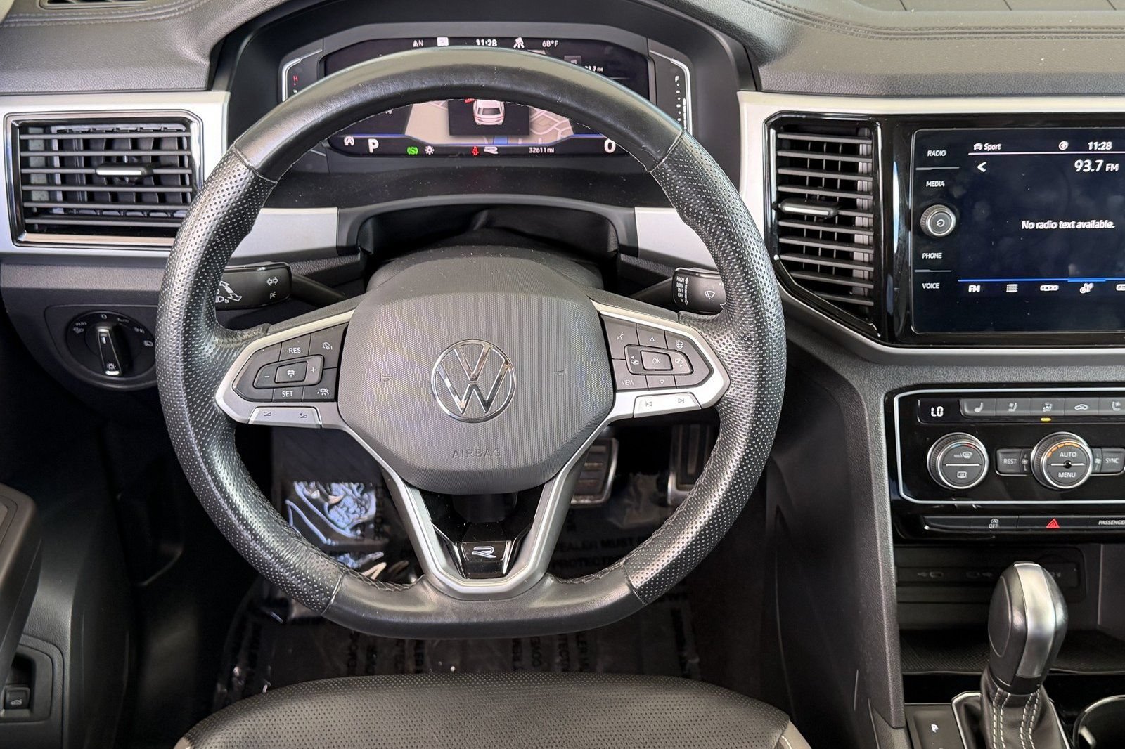 Used 2022 Volkswagen Atlas SEL Premium AWD/4WD image 15