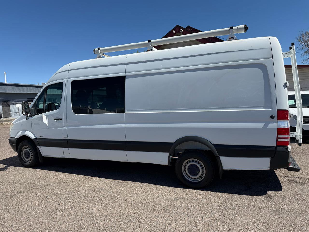 Used 2011 Mercedes-Benz Sprinter 2500 image 6
