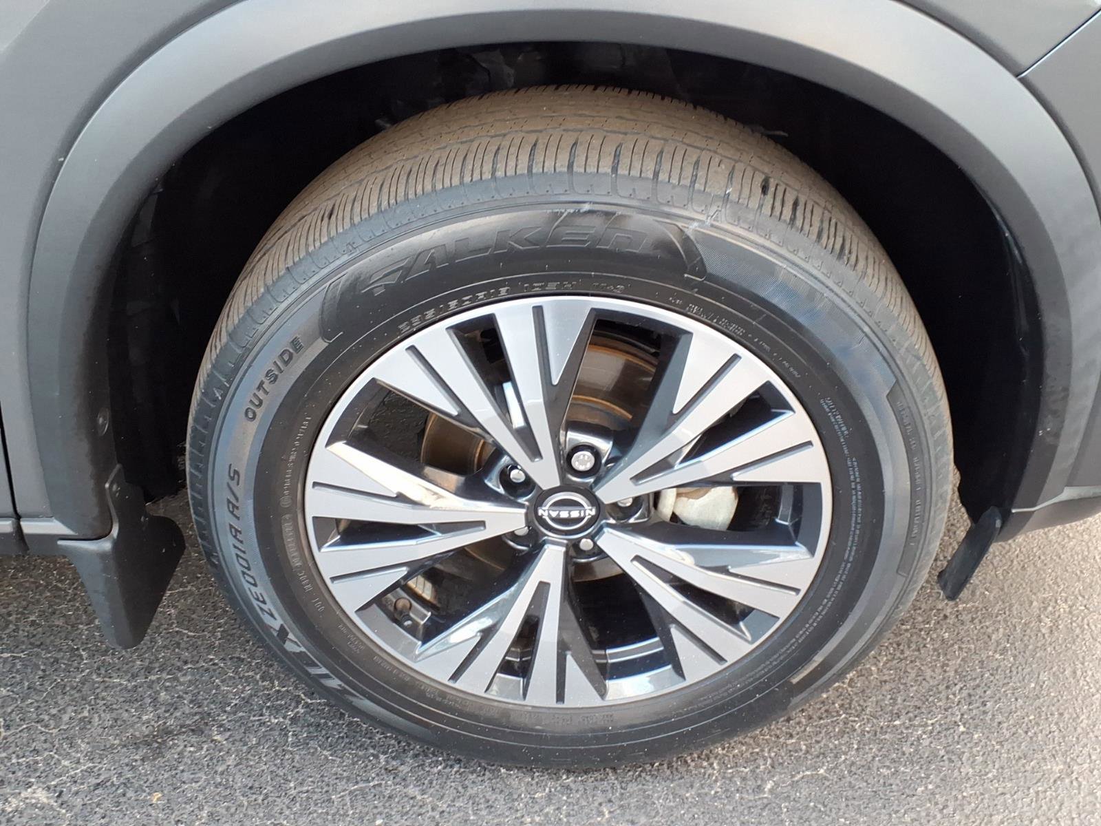 Certified 2023 Nissan Rogue SV w/ SV Premium B Package image 13