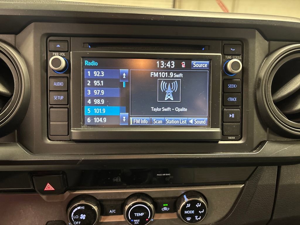 Used 2018 Toyota Tacoma SR image 39