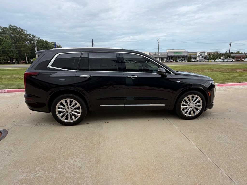 Used 2020 Cadillac XT6 Premium Luxury FWD image 9