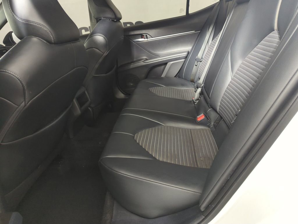 Used 2021 Toyota Camry SE FWD image 20
