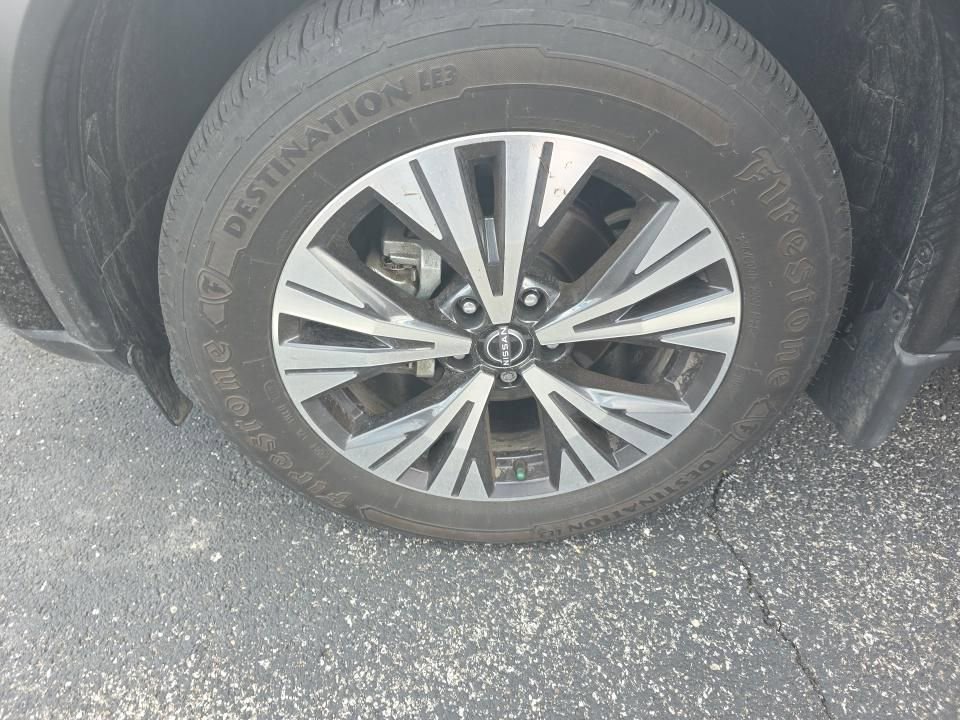 Certified 2023 Nissan Rogue SV image 14