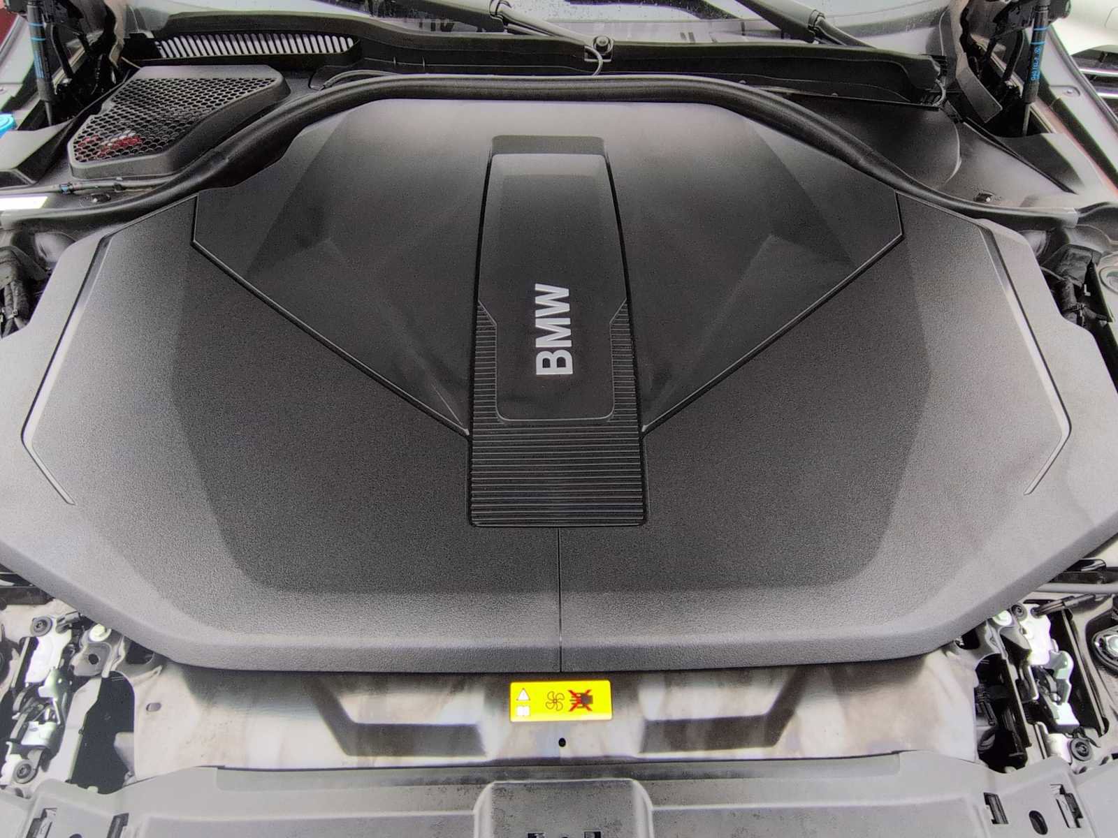 Used 2025 BMW i5 xDrive40 w/ M Sport Package image 14