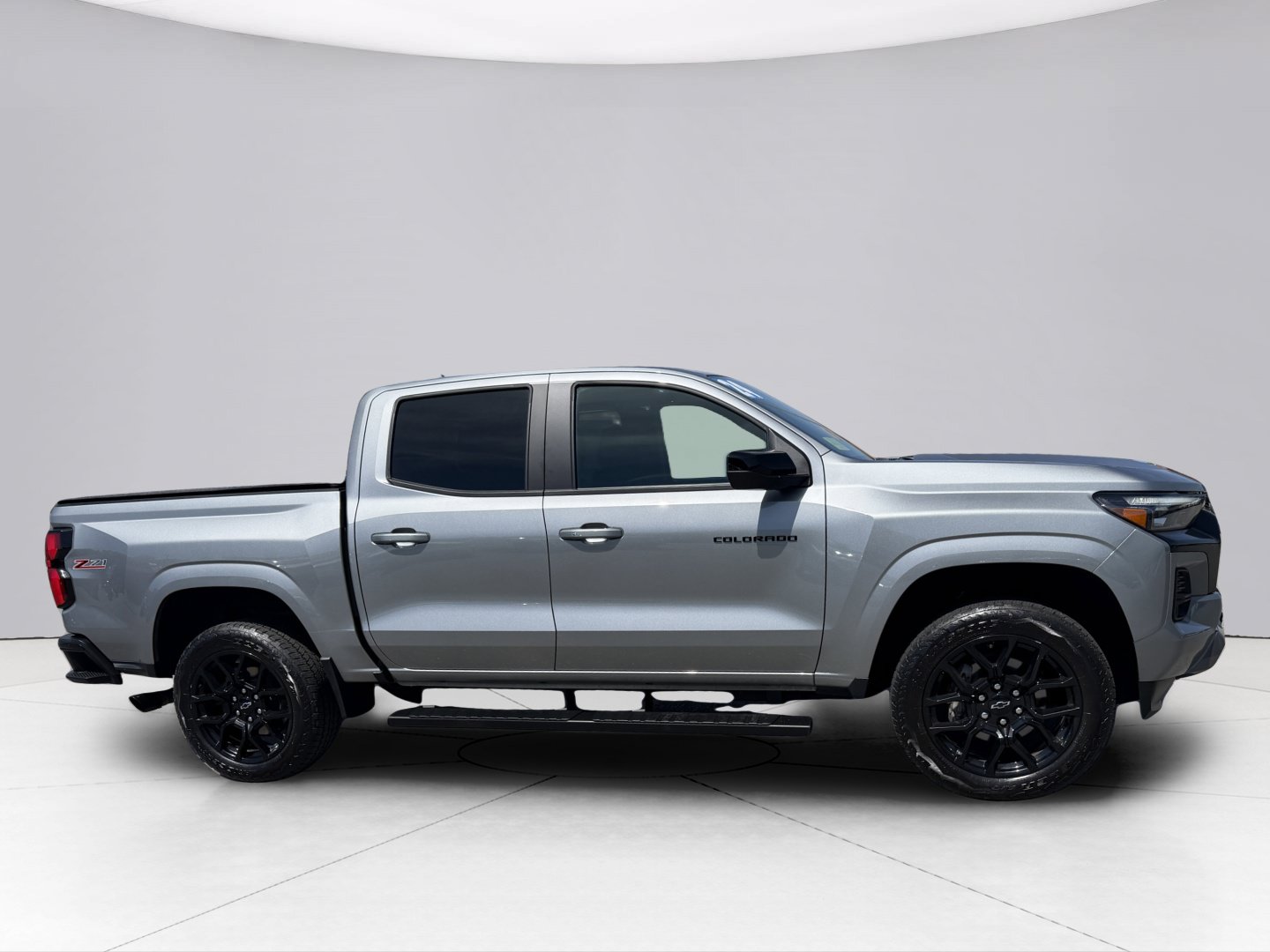 Used 2024 Chevrolet Colorado Z71 w/ LPO, Dark Essentials Package AWD/4WD image 12