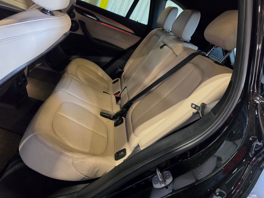 Used 2017 BMW X1 sDrive28i FWD image 7