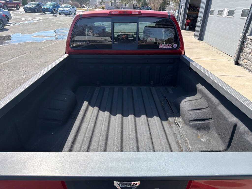 Used 2013 Nissan Frontier SV image 5