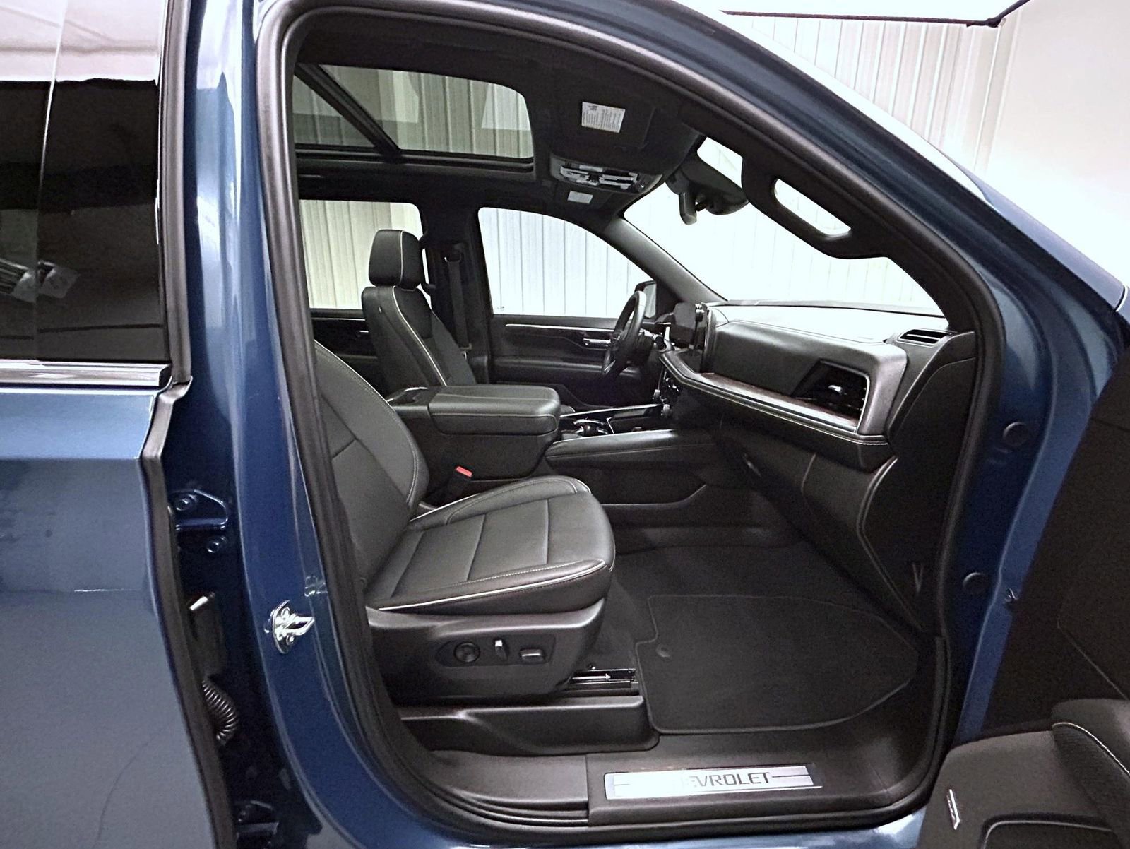 Used 2026 Chevrolet Tahoe Premier image 15