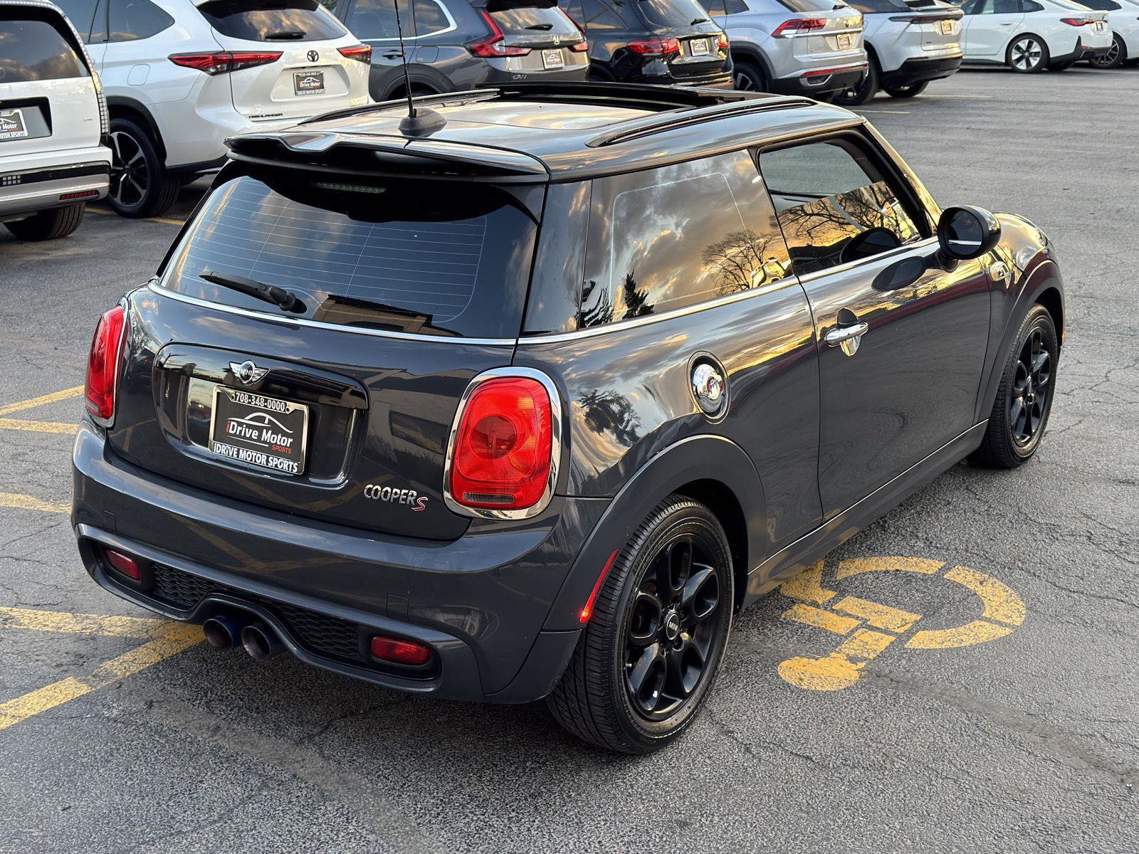 Used 2015 MINI Cooper S image 12