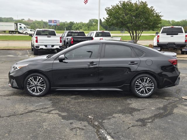 Used 2023 Kia Forte GT-Line FWD image 4