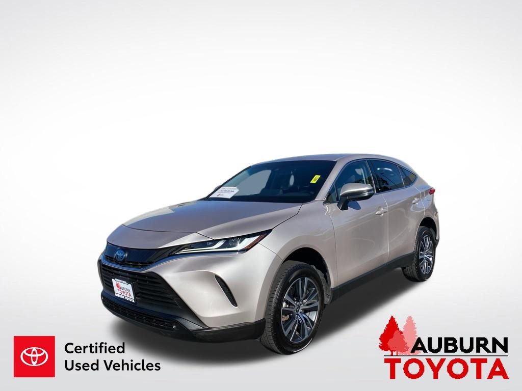 Certified 2024 Toyota Venza LE AWD/4WD image 3