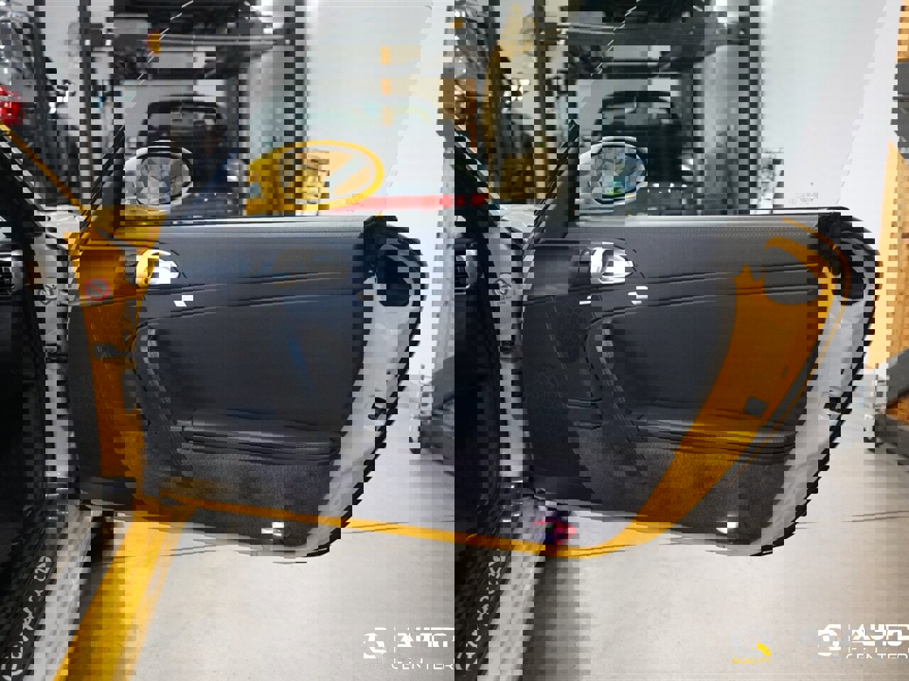 Used 2006 Porsche 911 Carrera 4S image 17