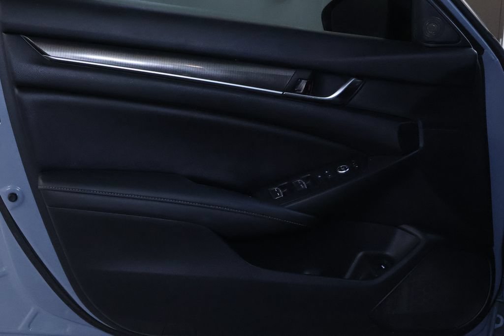 Used 2022 Honda Accord Sport image 12
