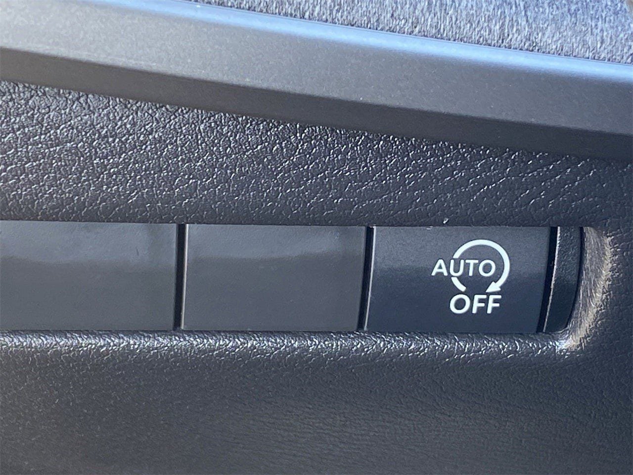 New 2026 Nissan Kicks SV w/ Cold Weather Package FWD image 29