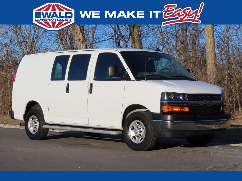 Used 2024 Chevrolet Express 2500 w/ Driver Convenience Package video 1