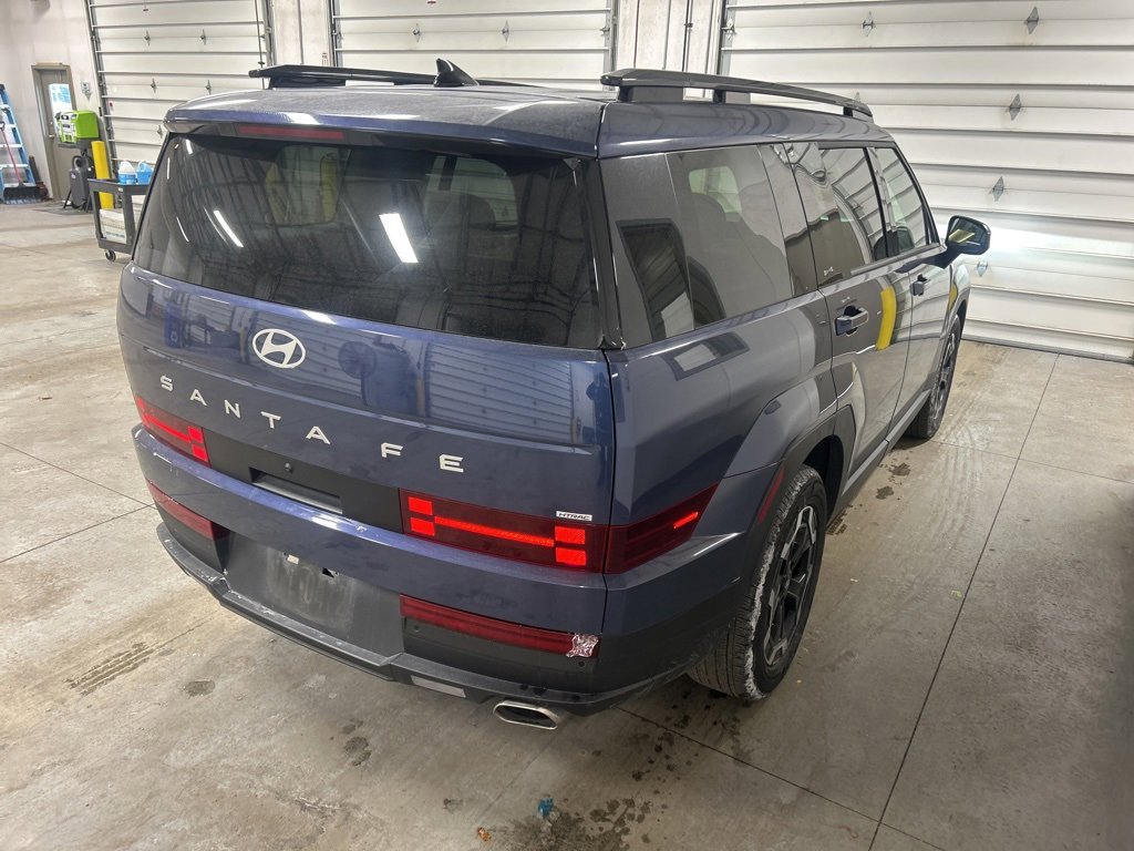 Used 2025 Hyundai Santa Fe SEL image 4