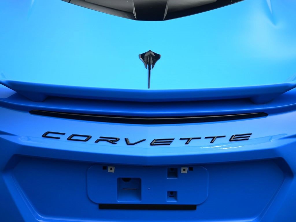 Used 2023 Chevrolet Corvette Stingray w/ Z51 Performance Package image 24
