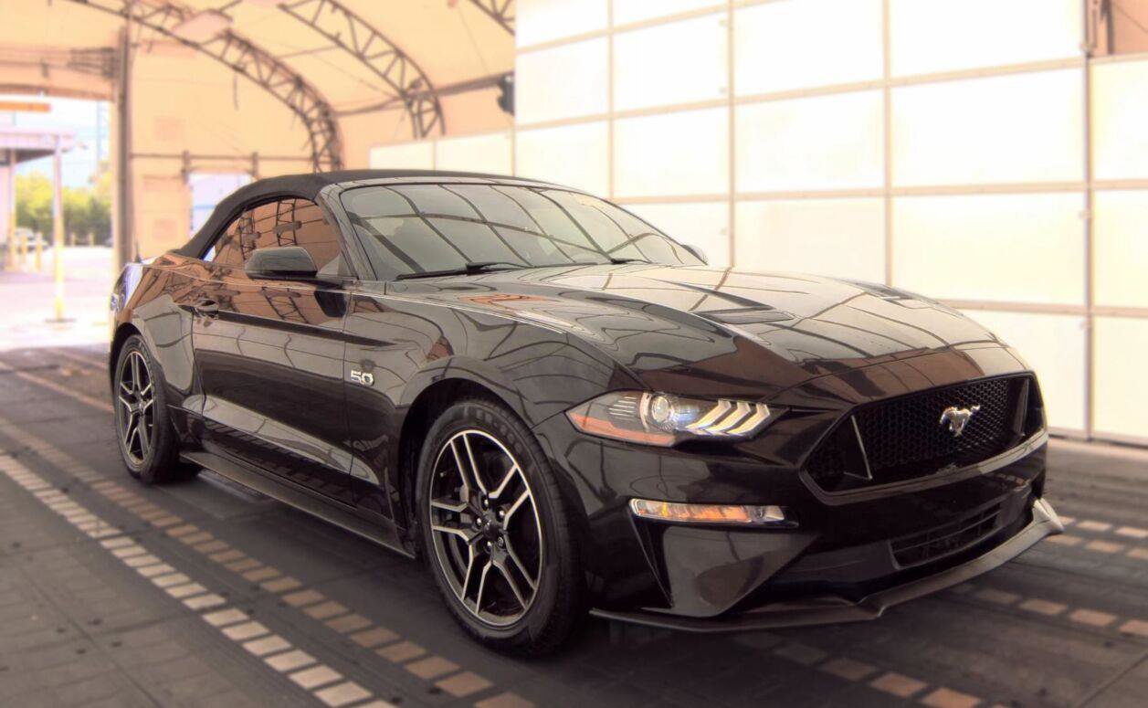 Used 2018 Ford Mustang GT Premium w/ Equipment Group 401A RWD image 15