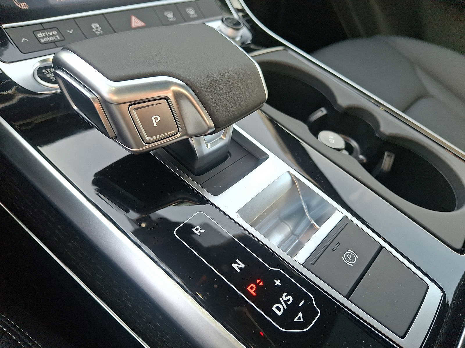 New 2026 Audi Q7 2.0T Premium image 13