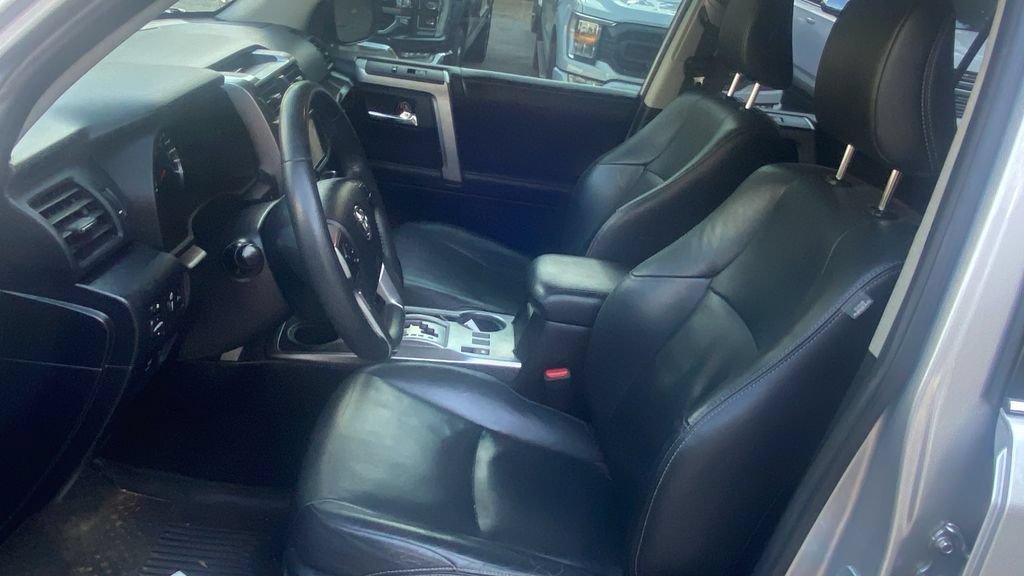 Used 2015 Toyota 4Runner Limited AWD/4WD image 16