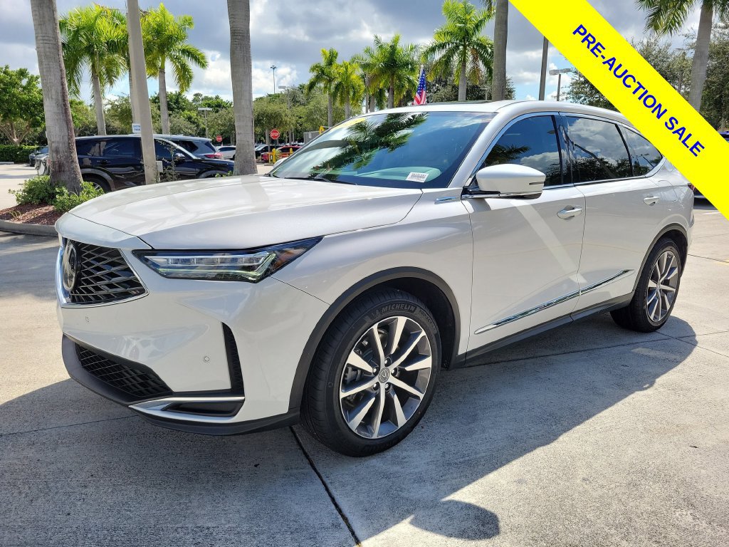 Certified 2025 Acura MDX w/ Technology Package FWD image 3