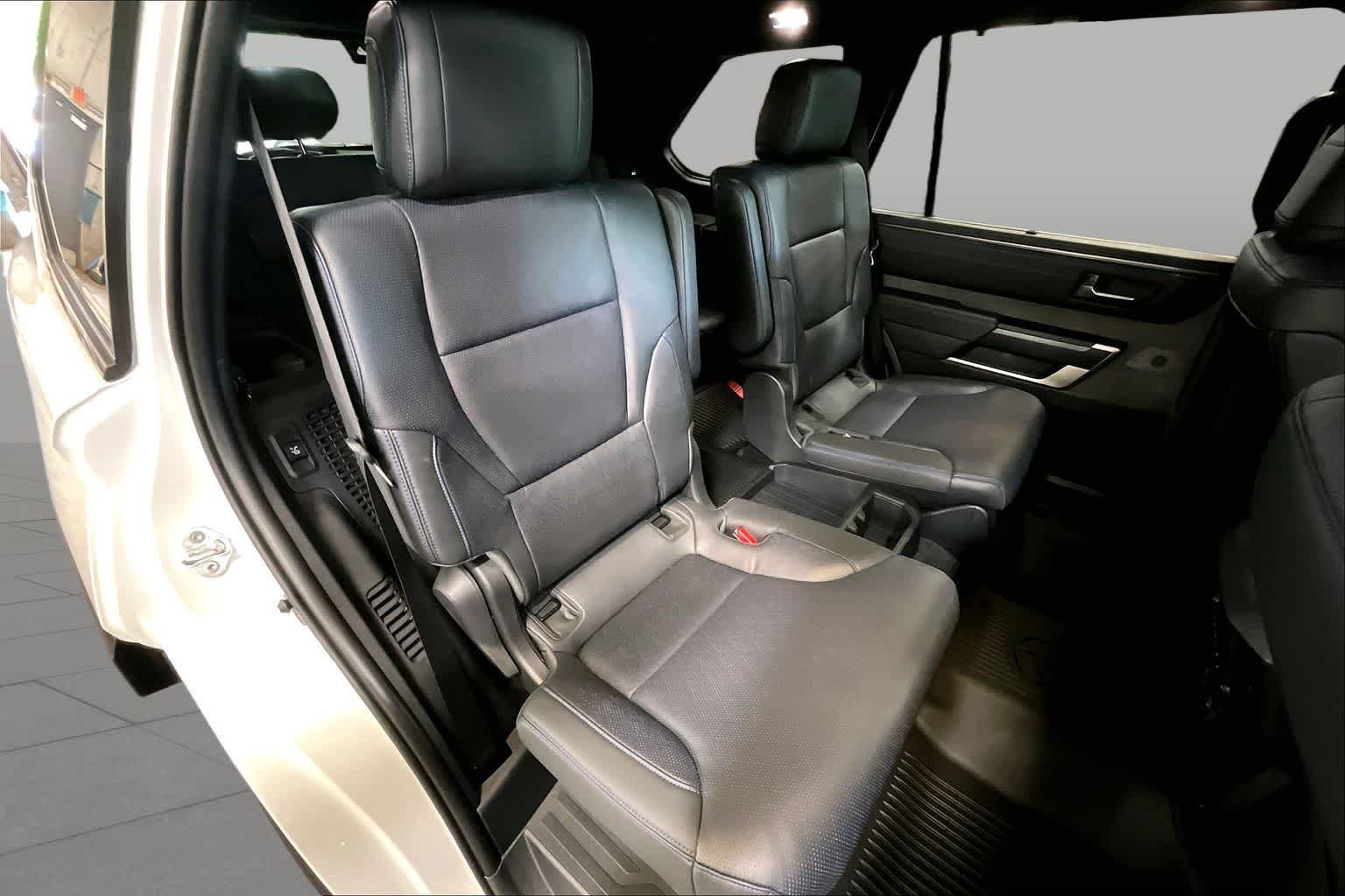 Certified 2026 Toyota Sequoia Platinum AWD/4WD image 19