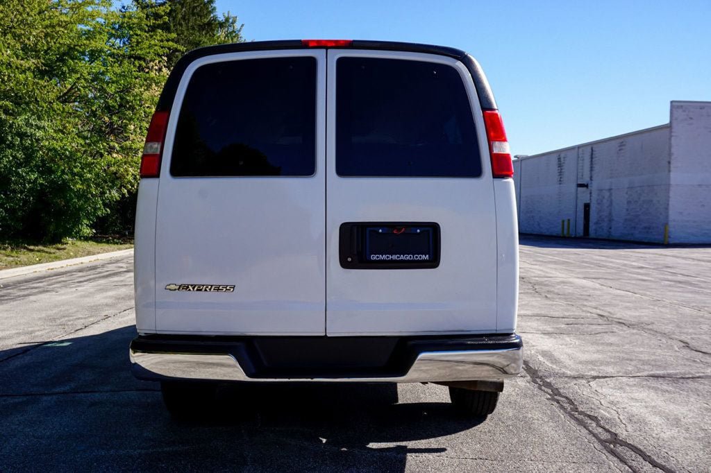 Used 2017 Chevrolet Express 3500 LT w/ LT Preferred Equipment Group RWD image 14