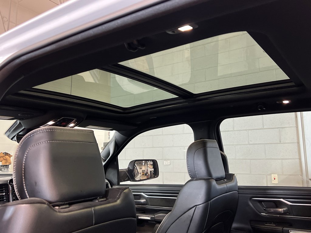Used 2023 RAM 1500 Laramie AWD/4WD image 41