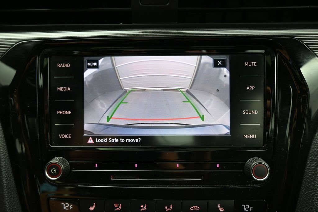 Used 2020 Volkswagen Passat 2.0T R-Line FWD image 23