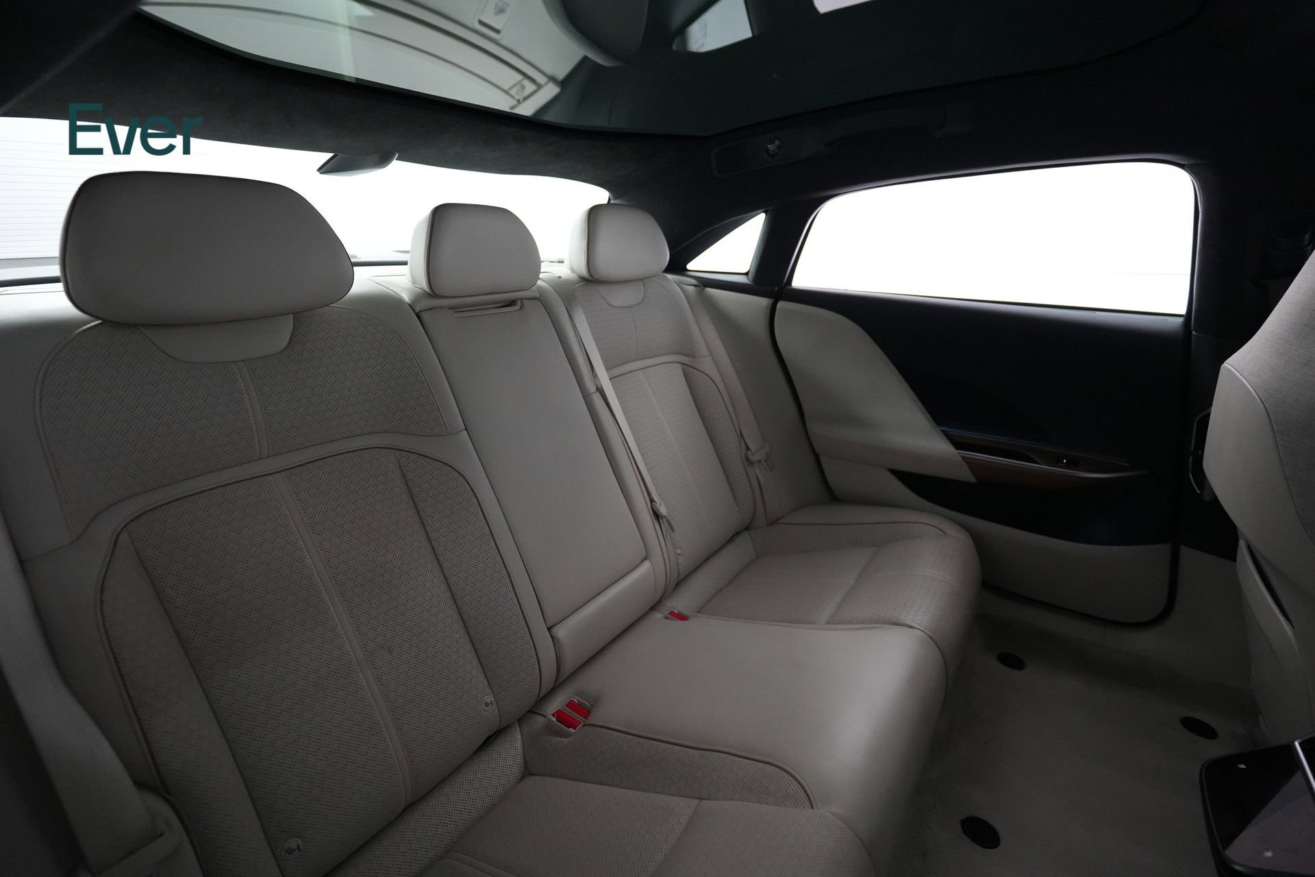 Used 2023 Lucid Air Grand Touring image 5