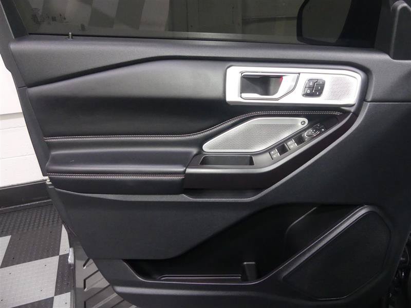 Used 2020 Ford Explorer ST w/ Premium Technology Package AWD/4WD image 18
