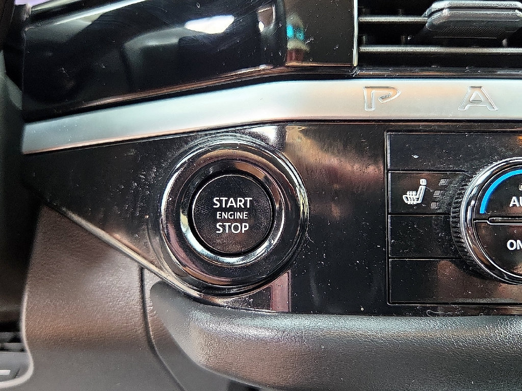 Used 2026 Nissan Pathfinder SL FWD image 19