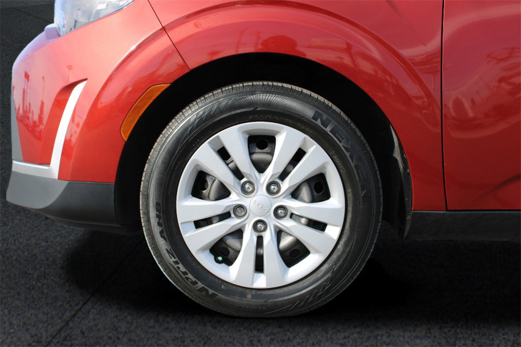 Used 2023 Kia Soul LX image 10