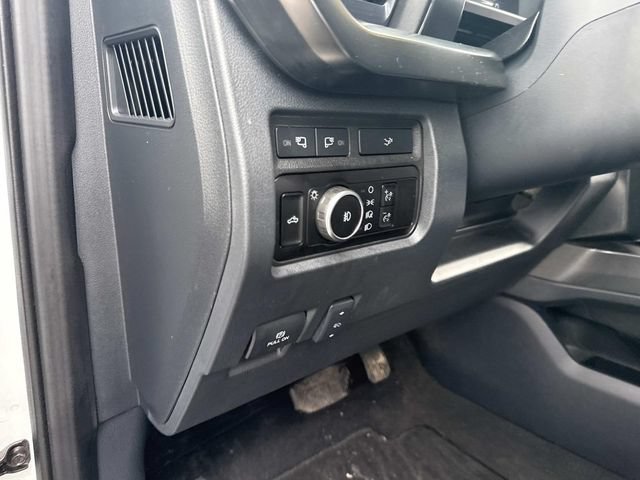 Certified 2023 Ford F250 Lariat w/ Chrome Package AWD/4WD image 25