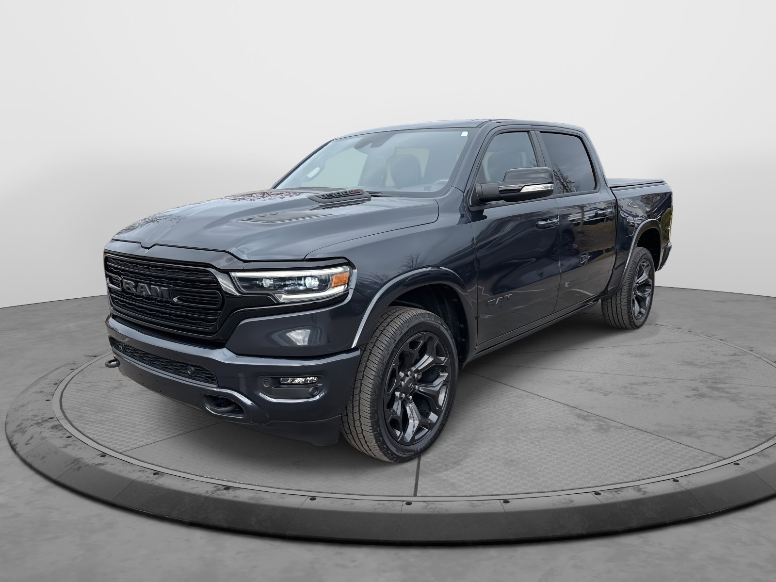 Used 2021 RAM 1500 Limited w/ Night Edition image 3