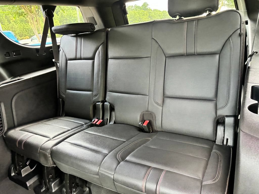 Certified 2022 Chevrolet Suburban RST w/ Sport Performance Package RWD image 14