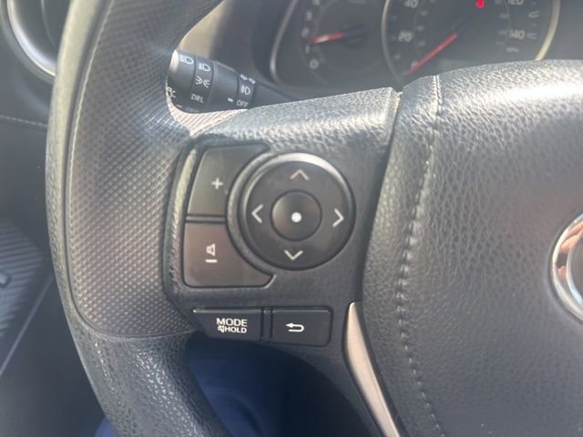Used 2015 Toyota RAV4 XLE image 23