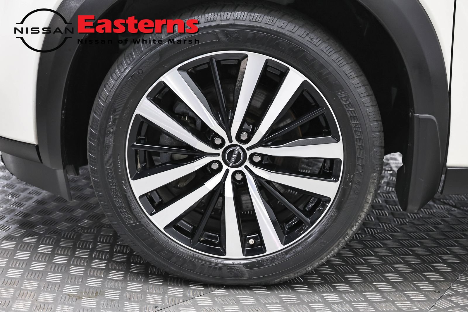 Used 2023 Nissan Pathfinder Platinum AWD/4WD image 34