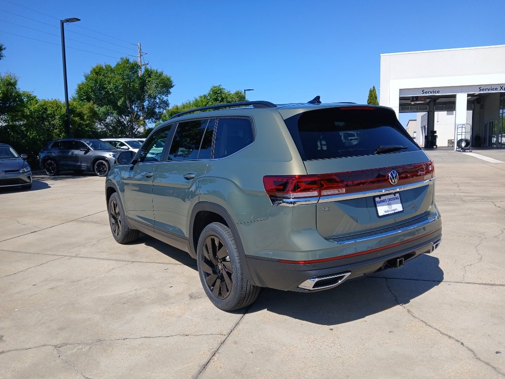 New 2026 Volkswagen Atlas SE FWD image 3