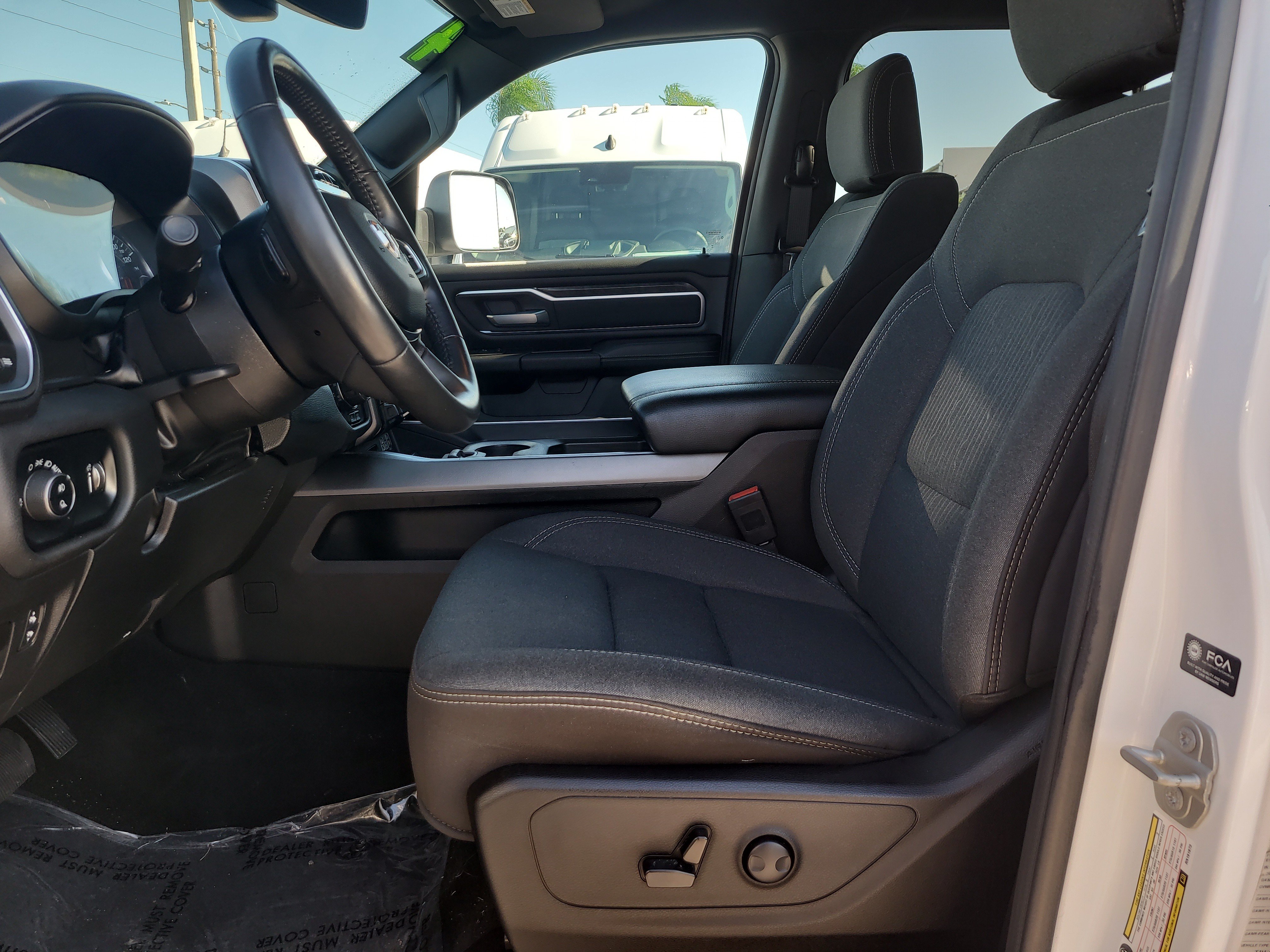 Used 2024 RAM 1500 Big Horn AWD/4WD image 18