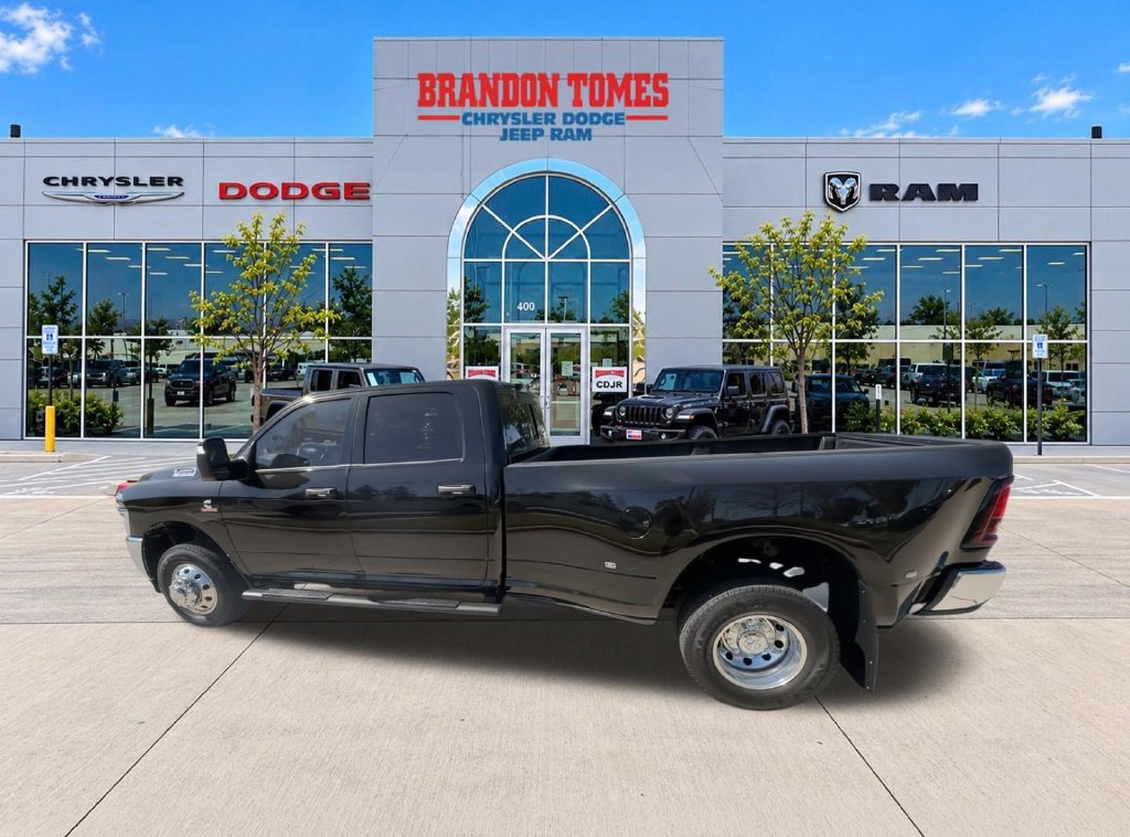 Certified 2026 RAM 3500 Tradesman AWD/4WD image 6