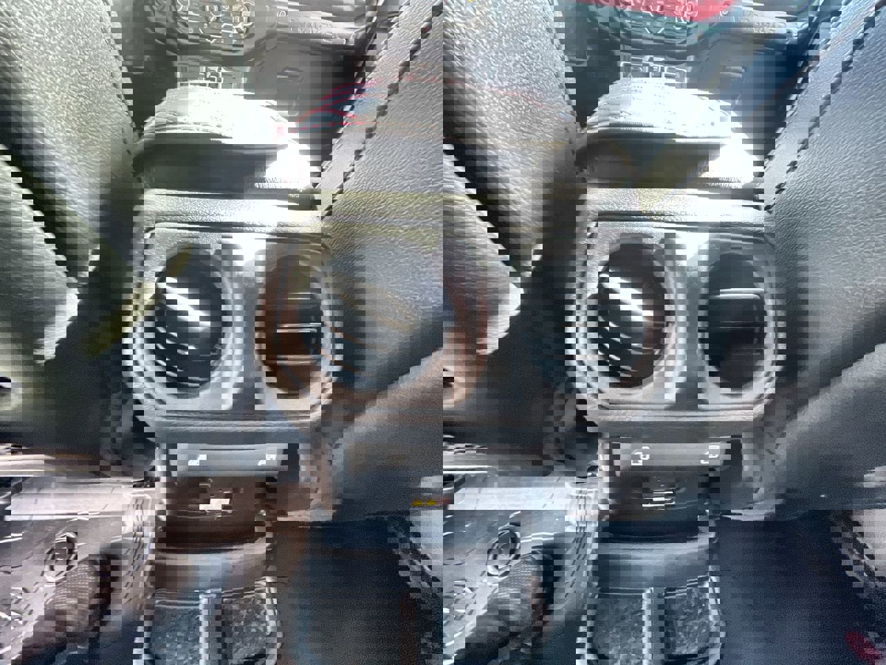 Used 2023 Jeep Wrangler Unlimited Rubicon w/ Cold Weather Group image 21