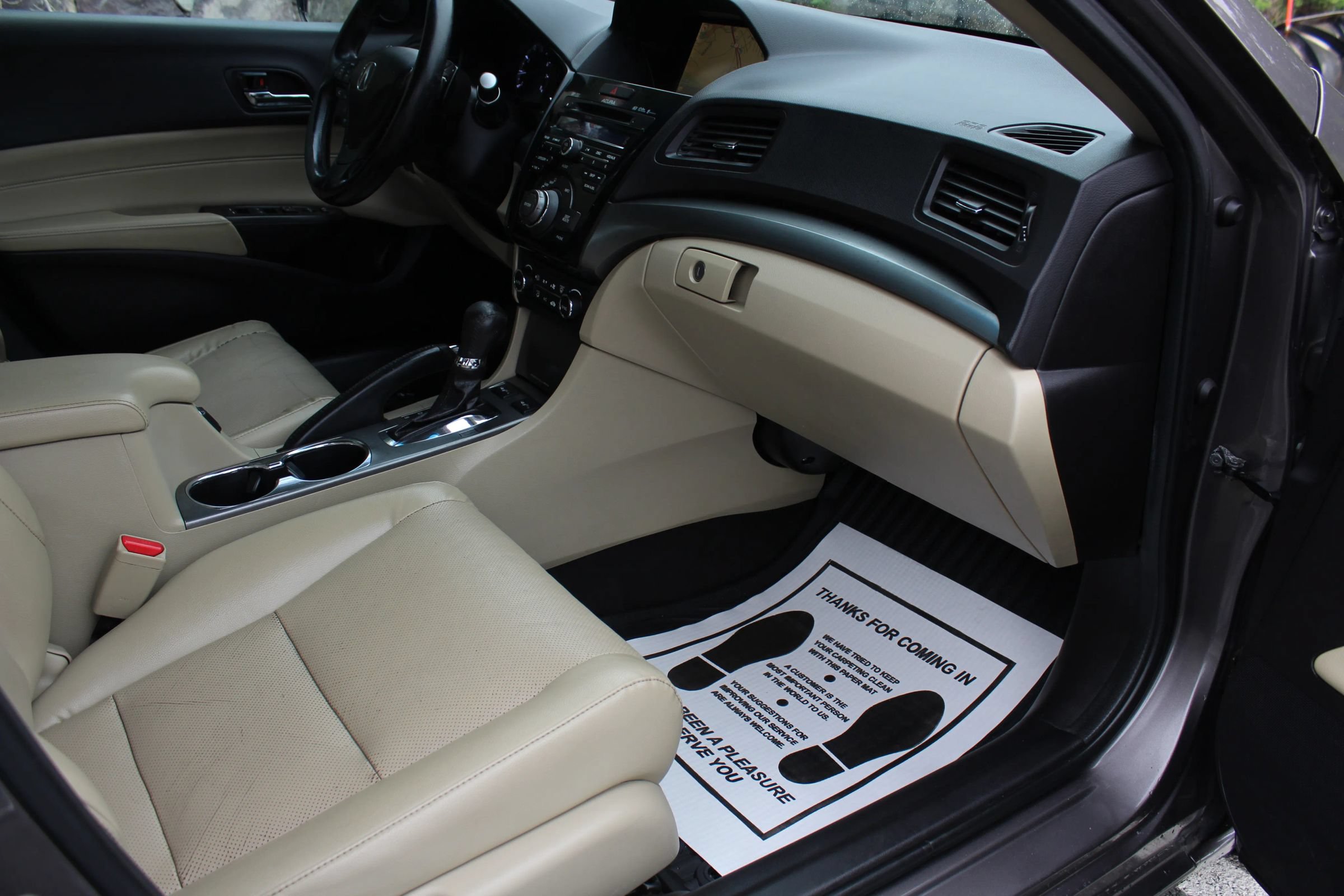 Used 2014 Acura ILX w/ Technology Package FWD image 17