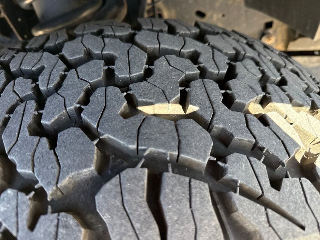 Used 2018 Ford F150 Raptor w/ Equipment Group 802A Luxury image 23