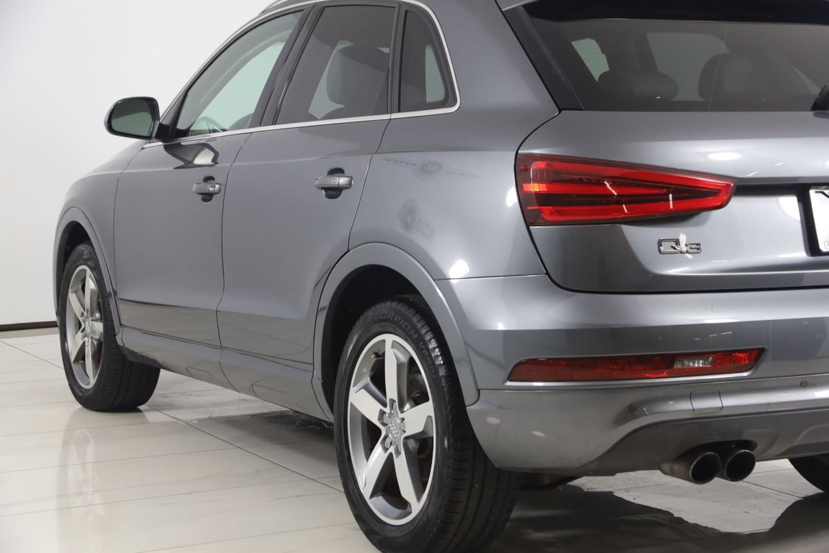 Used 2015 Audi Q3 2.0T Prestige w/ Prestige Package AWD/4WD image 22